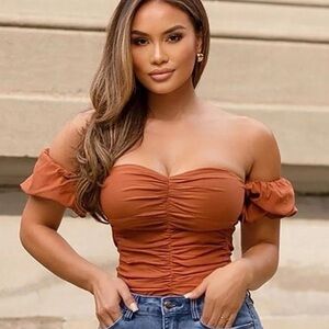 Fashion Nova Off-Shoulder Ruched Crop Top - Tan